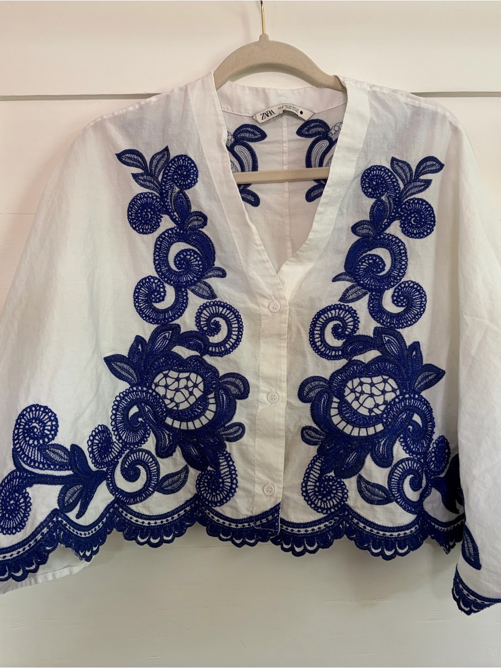 Zara White Button-Front Top with Navy Blue Embroidery